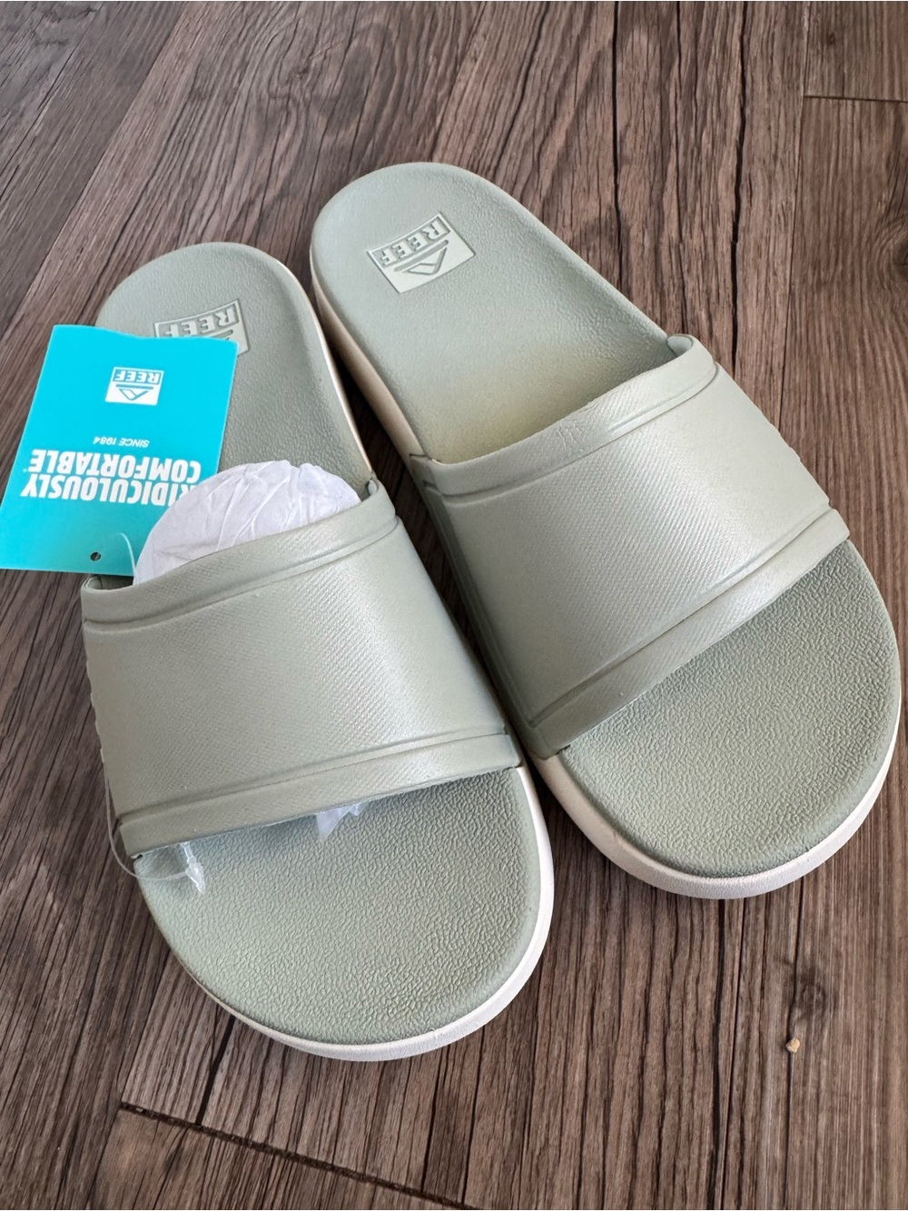 NWT REEF Sydnee Cutback Low Women's Cushioned Slides Sz 8 - Picture 4 of 6